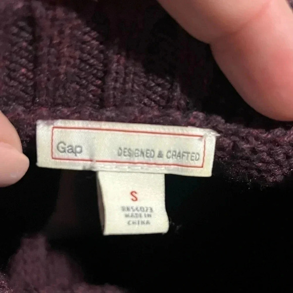 Gap small burgundy knit sweater - Picture 5 of 7